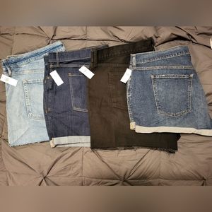 🔥🔥NWT - OLD NAVY shorts, 4 Pairs in set. Size 22
